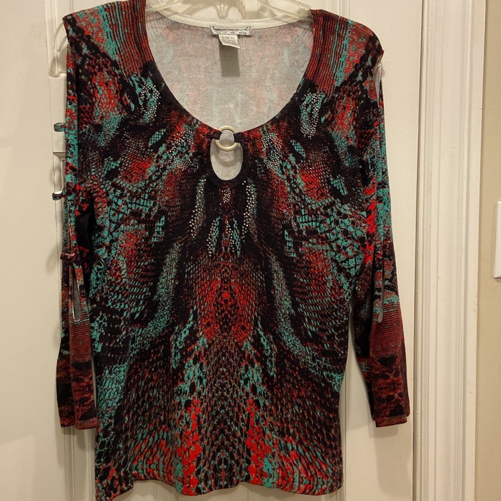 Alberto Makali Peekaboo Sleeve Sweater